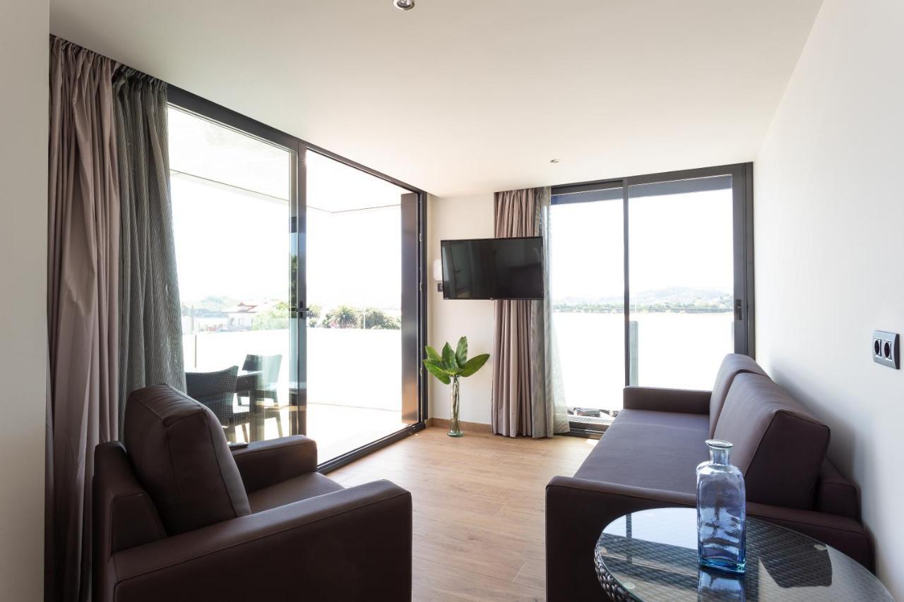 Apartamentos Playa De Los Barcos Isla Plana 외부 사진