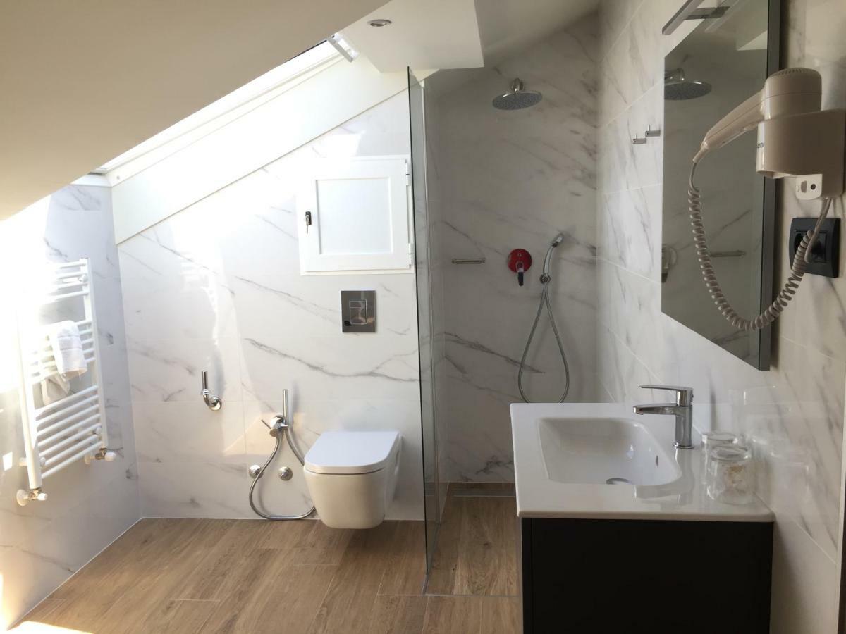 Apartamentos Playa De Los Barcos Isla Plana 외부 사진