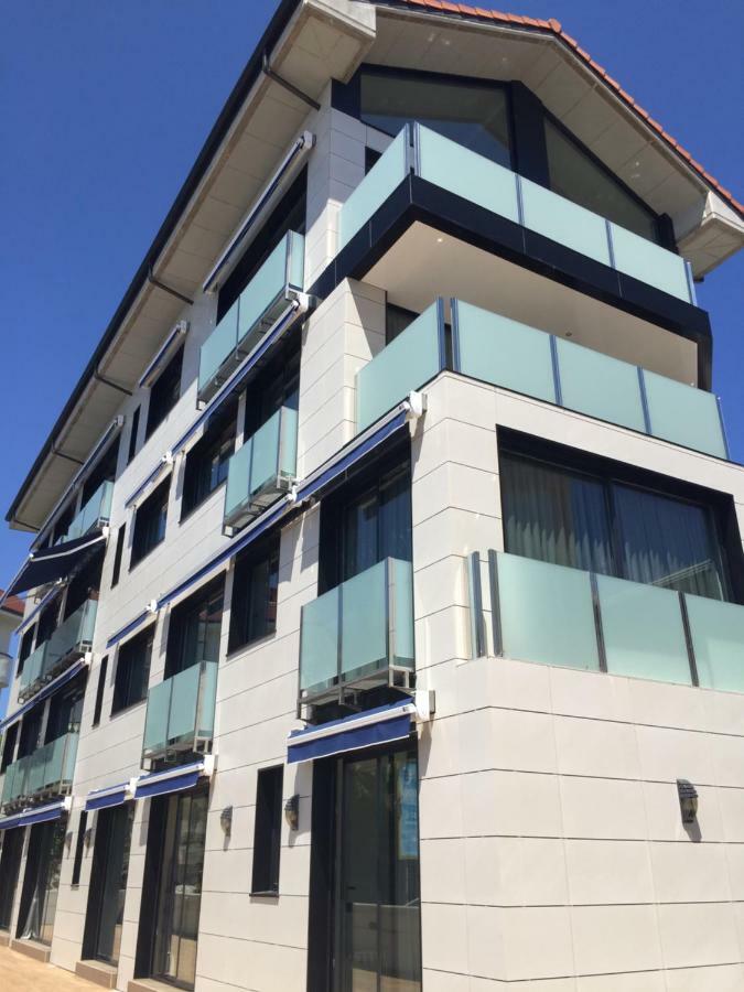 Apartamentos Playa De Los Barcos Isla Plana 외부 사진