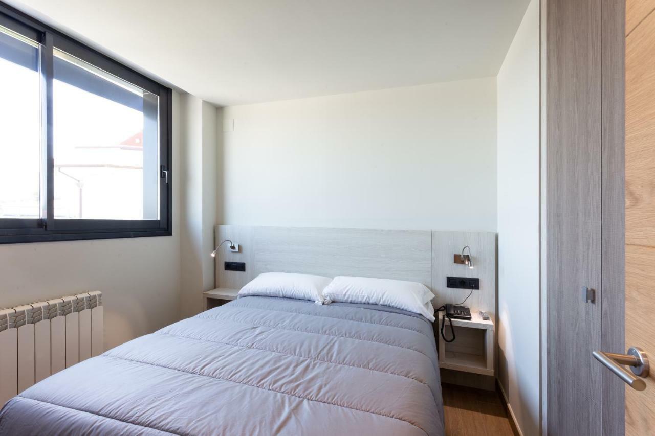 Apartamentos Playa De Los Barcos Isla Plana 외부 사진