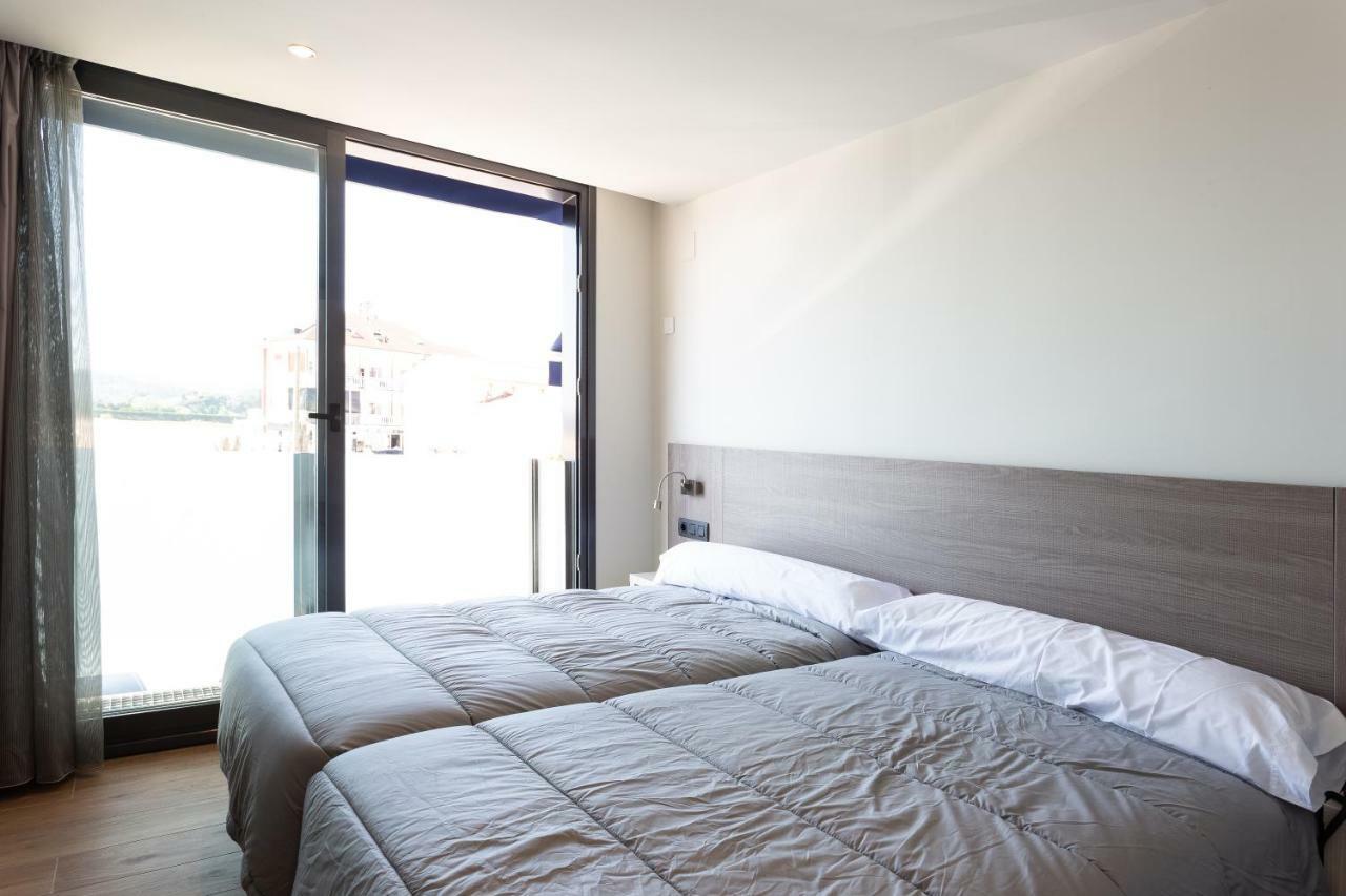 Apartamentos Playa De Los Barcos Isla Plana 외부 사진